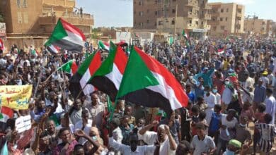 احتجاجات في السودان في الذكري الثالثة من عزل عمر البشير ومخاوف من تجديد الحكم العسكري