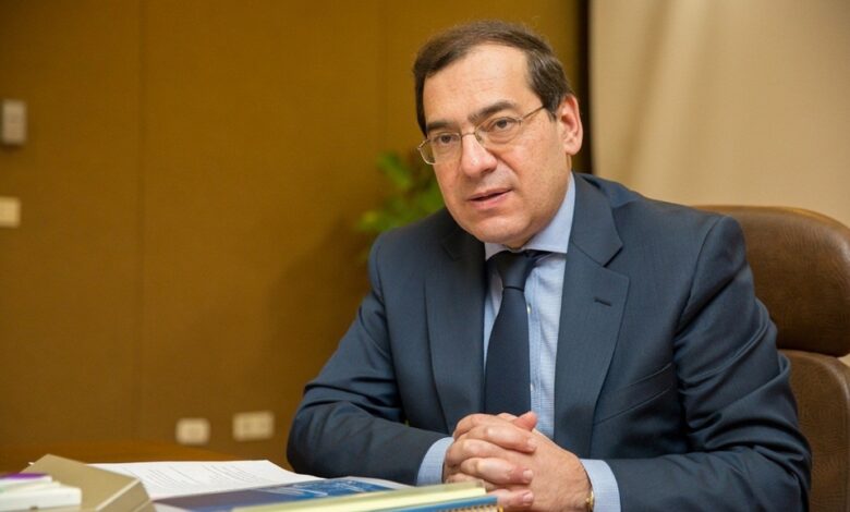 وزير البترول يعقد الاجتماع الأول للوزارة بالعاصمة الإدارية الجديدة