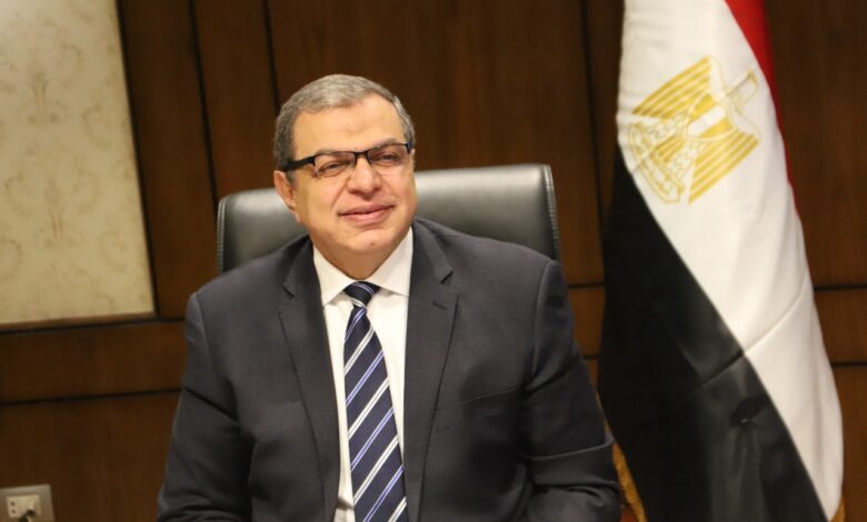 وزير القوى العاملة يعلن استرداد 7.5 مليون ليرة لبنانية