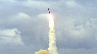 صاروخ باليستي عابر للقارات تختبره روسيا